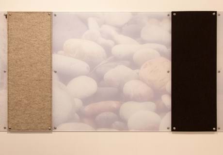 Pindot opslagstavle med filt på Rungstedgård (3)